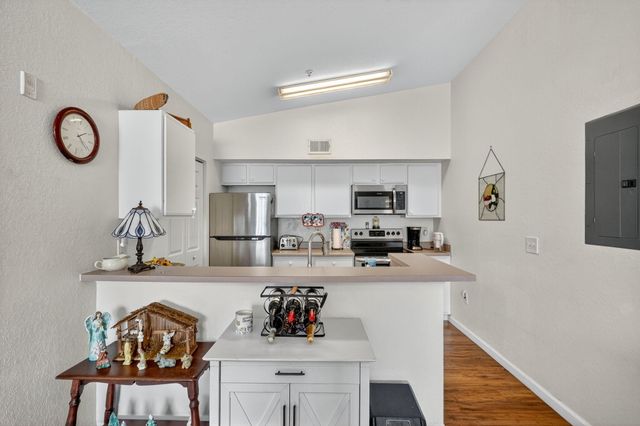 201 SW Palm Dr Apt 201, Port St Lucie, FL 34986