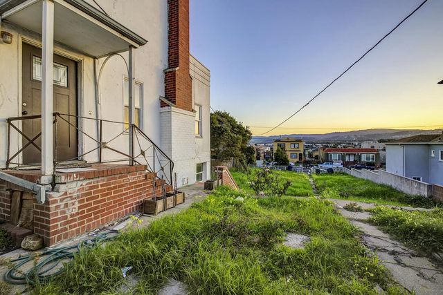 664 Grand Avenue, South San Francisco, CA 94080