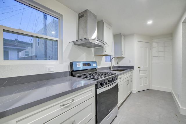 664 Grand Avenue, South San Francisco, CA 94080