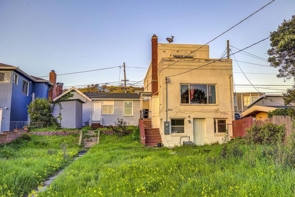 664 Grand Avenue, South San Francisco, CA 94080
