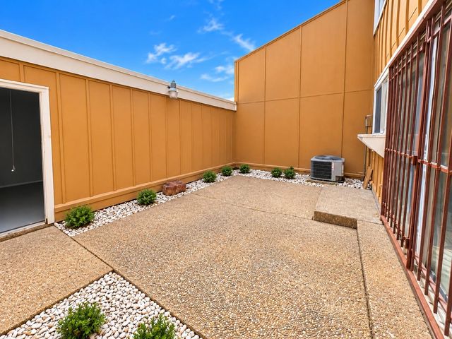 6167 Dryad Drive, Houston, TX 77035
