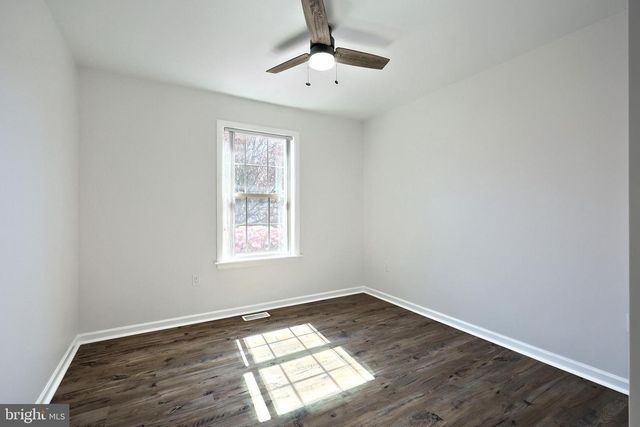 440 STERLING DR, Red Lion, PA 17356