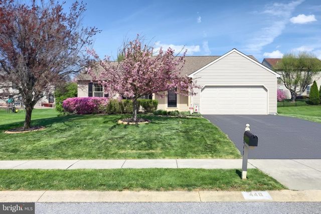 440 STERLING DR, Red Lion, PA 17356