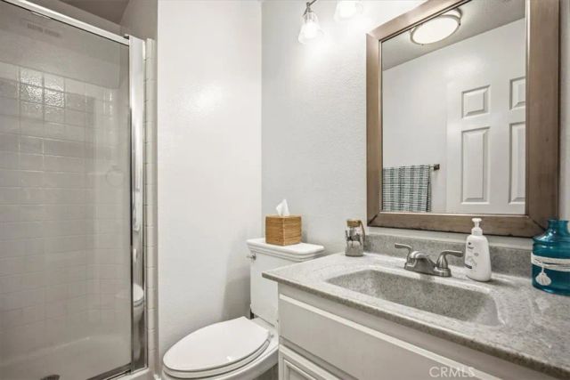 5065 Columbia, Fontana, CA 92336