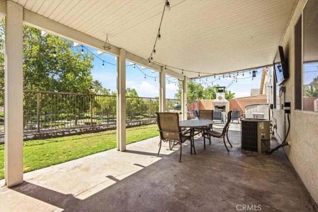 5065 Columbia, Fontana, CA 92336