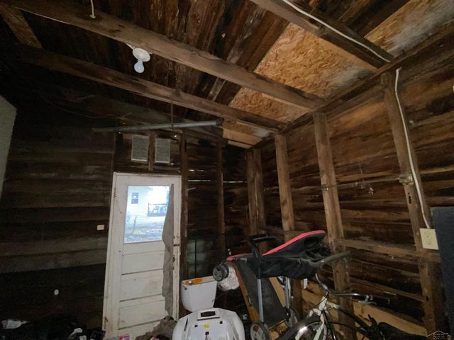 751 Chicago Avenue, Lansing, MI 48915