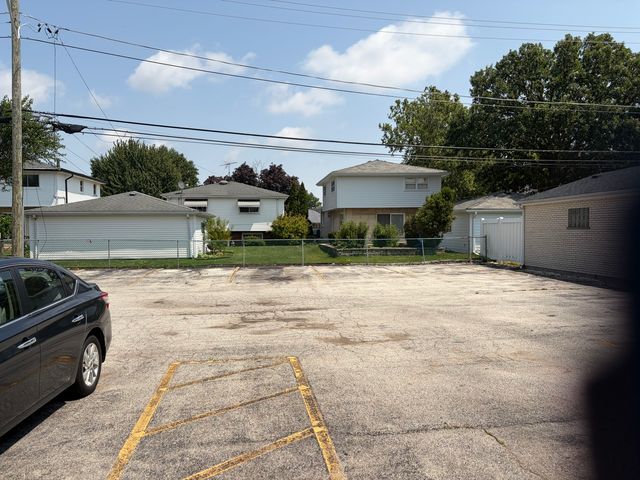 10405 S Keating Avenue 1B, Oak Lawn, IL 60453