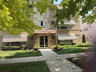 10405 S Keating Avenue 1B, Oak Lawn, IL 60453