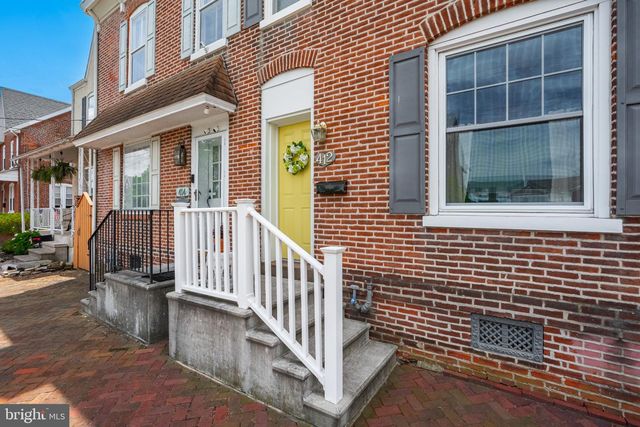 412 RHOADS AVE, Boyertown, PA 19512