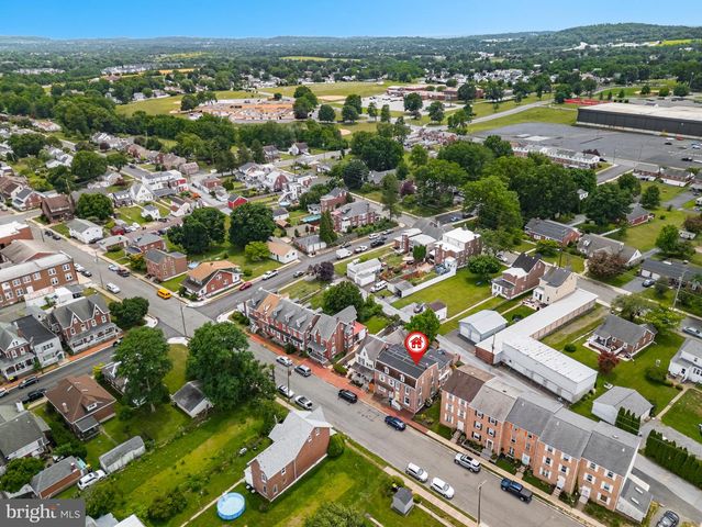 412 RHOADS AVE, Boyertown, PA 19512