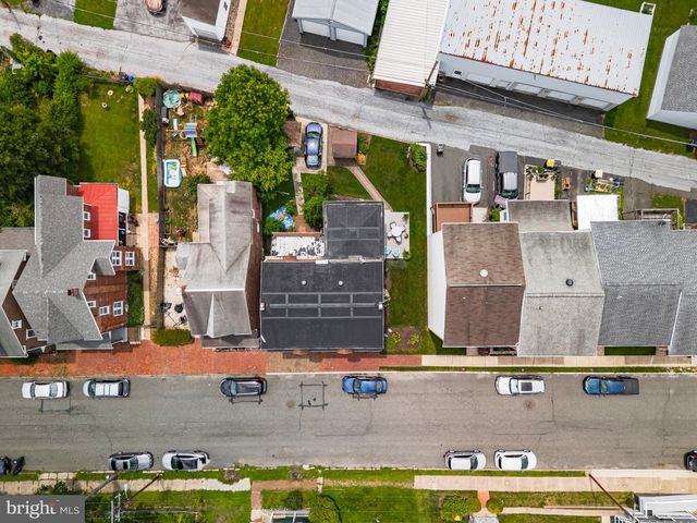 412 RHOADS AVE, Boyertown, PA 19512