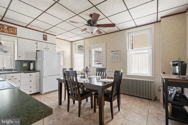 412 RHOADS AVE, Boyertown, PA 19512