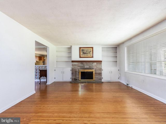 1104 ALMSHOUSE RD, Ivyland, PA 18974