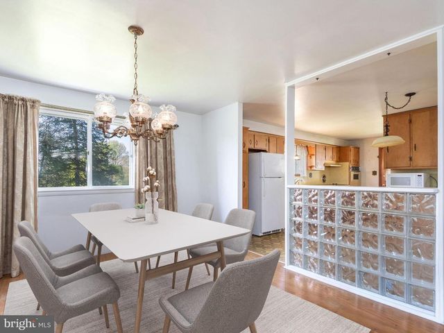 1104 ALMSHOUSE RD, Ivyland, PA 18974