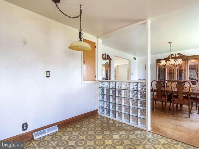 1104 ALMSHOUSE RD, Ivyland, PA 18974