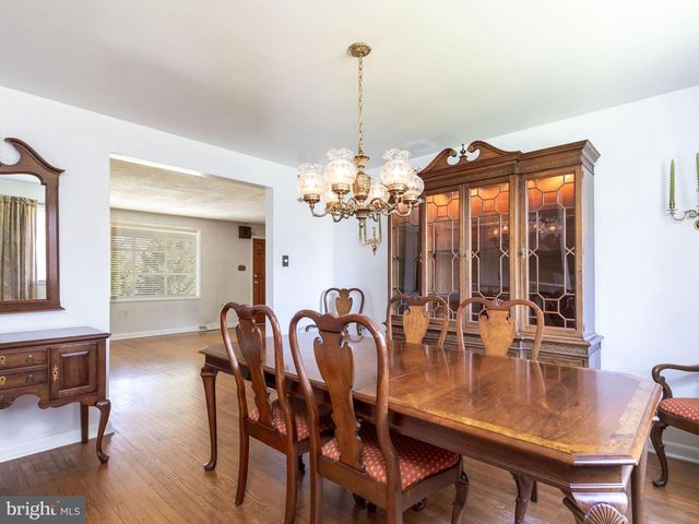 1104 ALMSHOUSE RD, Ivyland, PA 18974