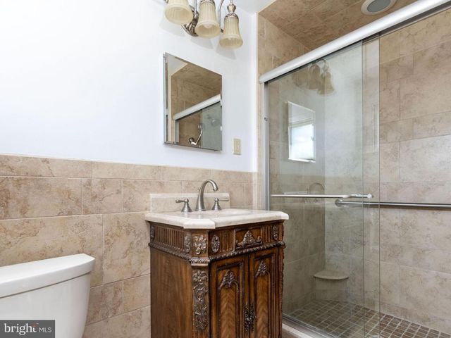 1104 ALMSHOUSE RD, Ivyland, PA 18974