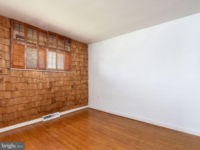 1104 ALMSHOUSE RD, Ivyland, PA 18974