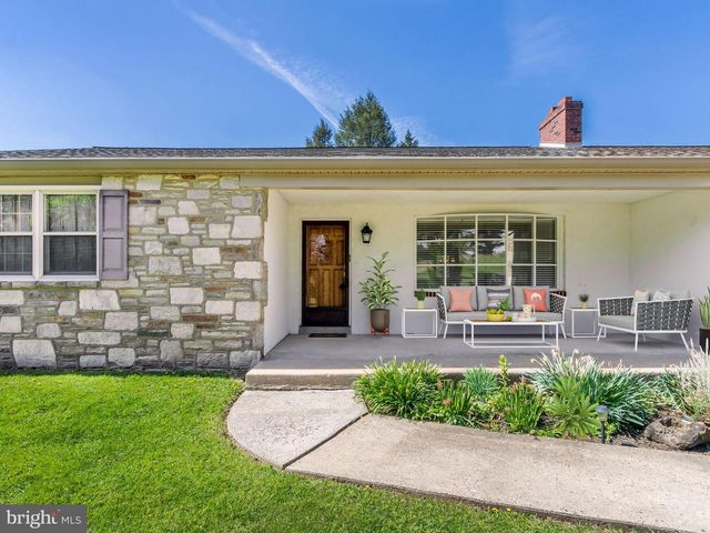 1104 ALMSHOUSE RD, Ivyland, PA 18974