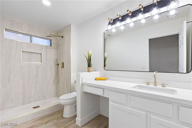 9512 Eagle Valley Drive, Las Vegas, NV 89134