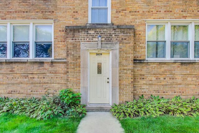 2829 W Farragut Avenue 2E, Chicago, IL 60625
