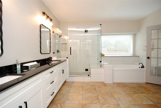 12427 Carlton Oaks Street, Tomball, TX 77377