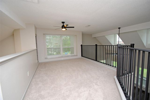 12427 Carlton Oaks Street, Tomball, TX 77377