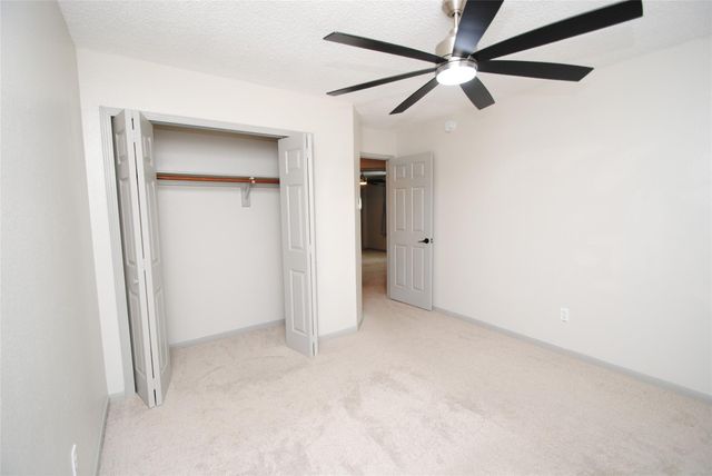 12427 Carlton Oaks Street, Tomball, TX 77377