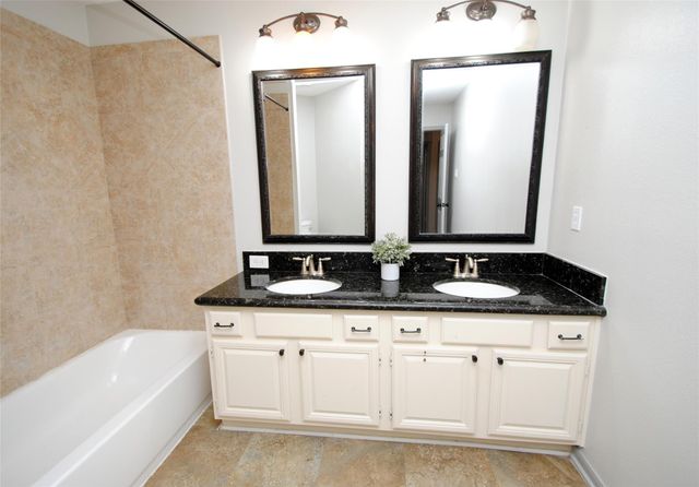 12427 Carlton Oaks Street, Tomball, TX 77377