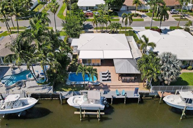 200 SE 3rd St, Pompano Beach, FL 33060