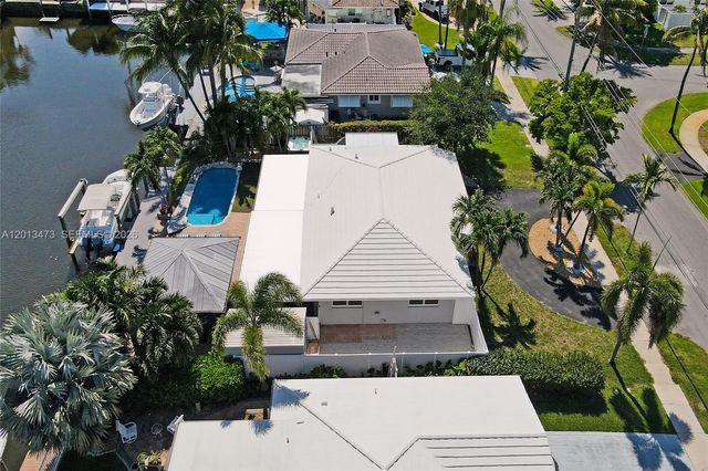 200 SE 3rd St, Pompano Beach, FL 33060