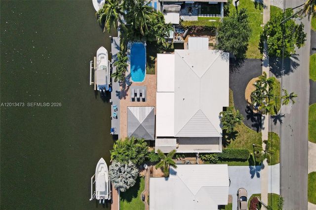 200 SE 3rd St, Pompano Beach, FL 33060
