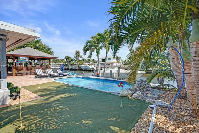 200 SE 3rd St, Pompano Beach, FL 33060