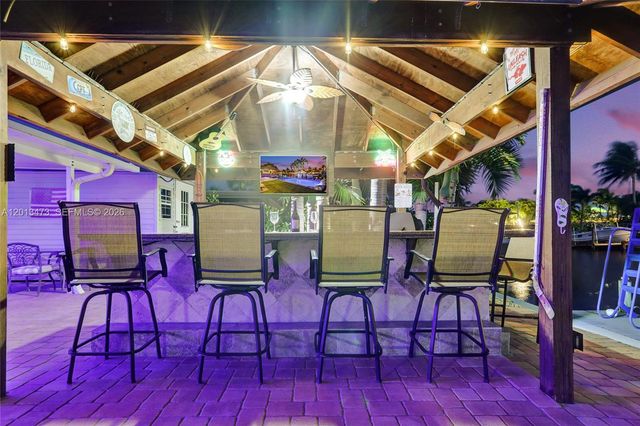 200 SE 3rd St, Pompano Beach, FL 33060