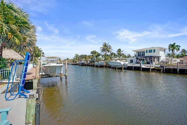 200 SE 3rd St, Pompano Beach, FL 33060