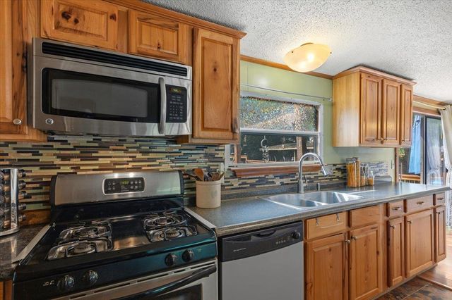 3122 River RD, Cedar Creek, TX 78612