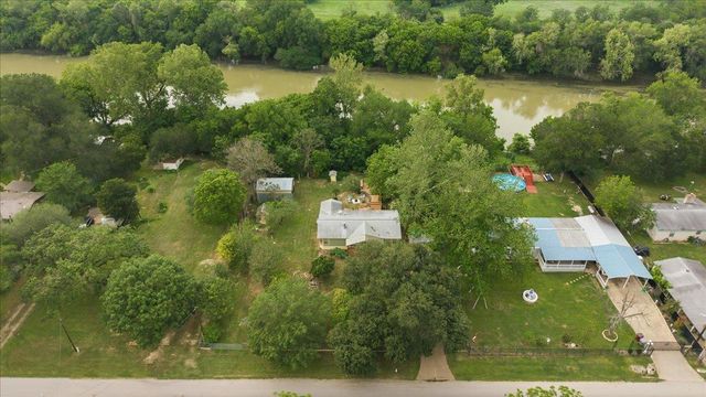 3122 River RD, Cedar Creek, TX 78612