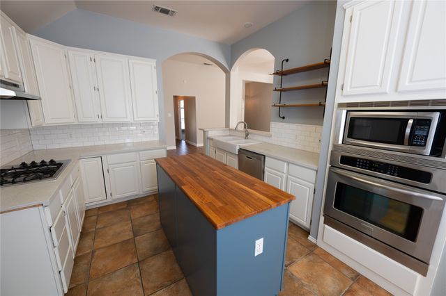 8417 Falconet Circle, Mckinney, TX 75072