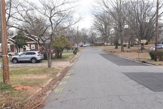 1045 Brookline Street, Winston-salem, NC 27107