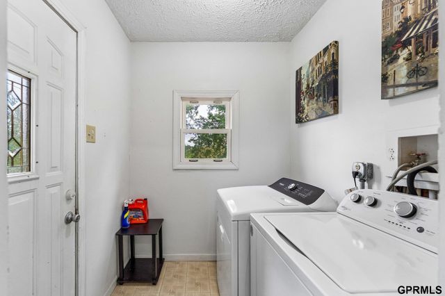416 N 5th Street, Plattsmouth, NE 68048