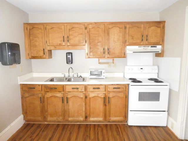 606 E O'Neal Street Street, Gaffney, SC 29340