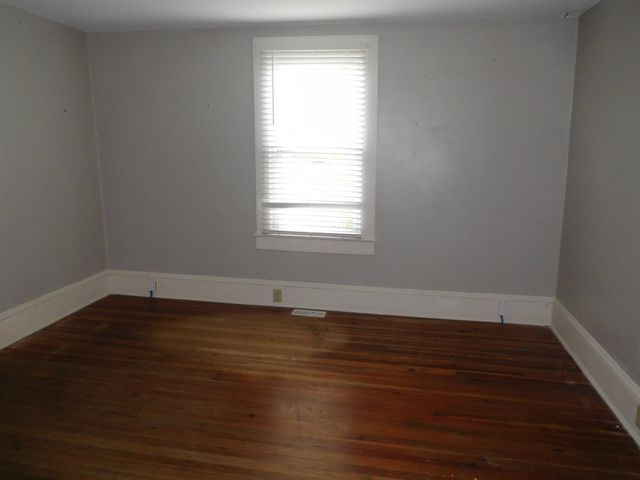 606 E O'Neal Street Street, Gaffney, SC 29340