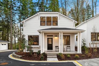 13472 (HS 8) NE 112th Place, Redmond, WA 98052