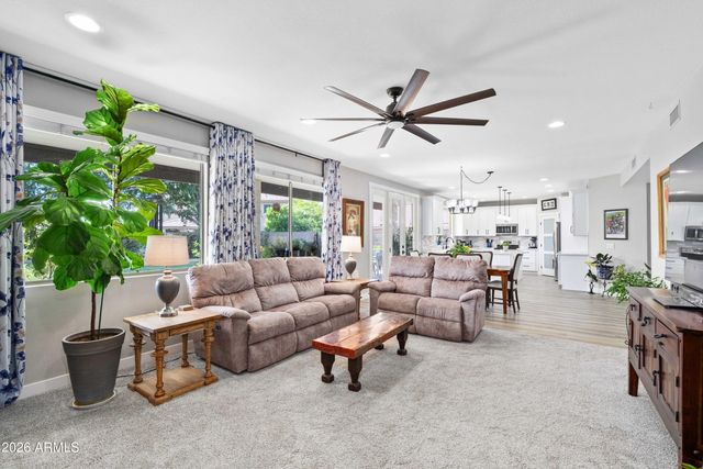 1071 E IVANHOE Street, Gilbert, AZ 85295