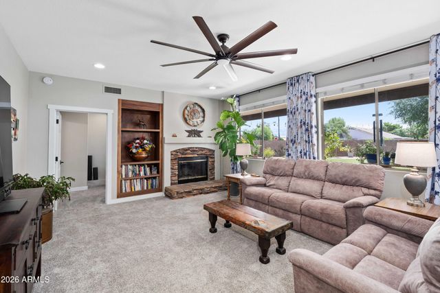 1071 E IVANHOE Street, Gilbert, AZ 85295