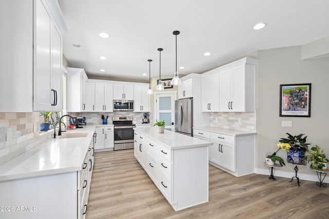 1071 E IVANHOE Street, Gilbert, AZ 85295