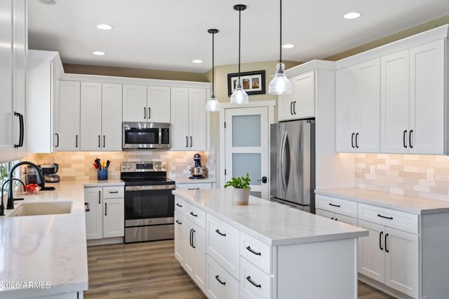 1071 E IVANHOE Street, Gilbert, AZ 85295