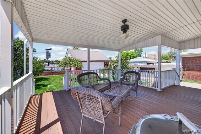 287 S Shore Blvd, Lackawanna, NY 14218