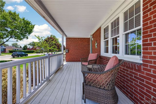 287 S Shore Blvd, Lackawanna, NY 14218