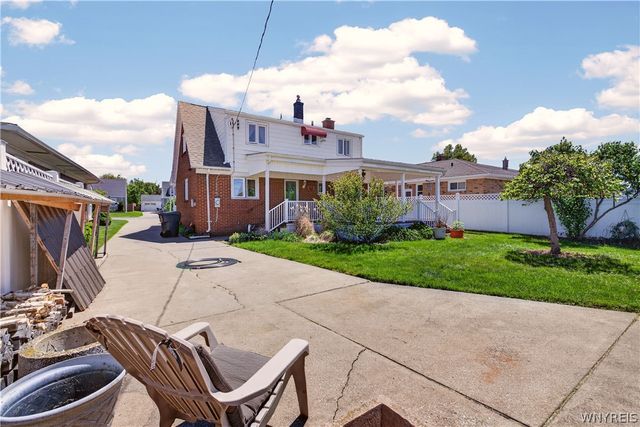 287 S Shore Blvd, Lackawanna, NY 14218